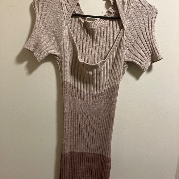 Woman’s BodyCon Slim Fit Short Sleeve SizeL - Picture 2 of 8